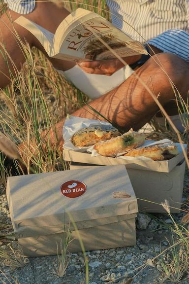 CRISPY DONUT BY RED BEAN TEBONGKANG UBUD