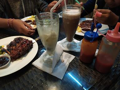 WARUNG KAYANA PORK RIBS