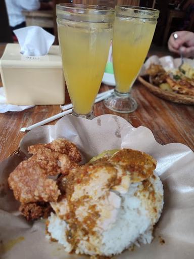 WARUNG BABI GULING IBU OKA 1