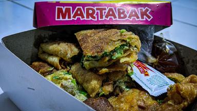 MARTABAK MANIS & TELOR MADU RASA