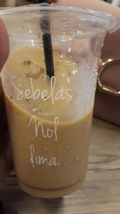 SEBELAS NOL LIMA COFFEE