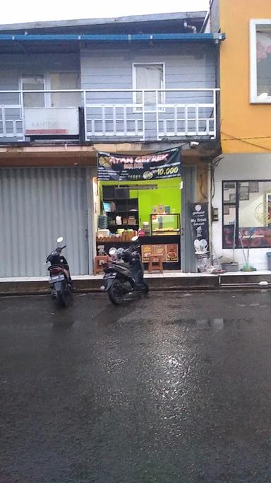 AYAM GEPREK BAR BAR SUKAASIH MANDALAJATI