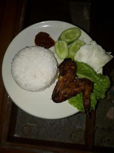 AYAM SERUNDENG & AYAM KALASAN ONE TEA