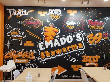 EMADO'S SHAWARMA UJUNGBERUNG