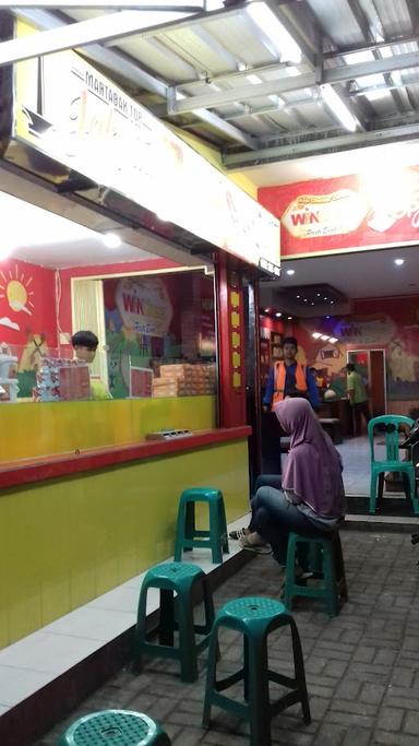 MARTABAK ASIN & MANIS TOP JAKARTA