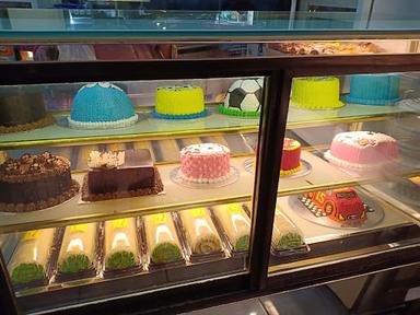 CHOKO BAKERY AND CAKE