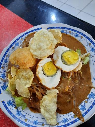 WARUNG 99, JUAL NASI CAMPUR DAN GADO-GADO