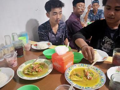 WARKOP DAN RUMAH MAKAN BAKSO TEROWONGAN