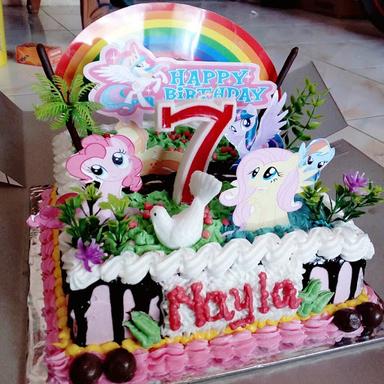 TOKO ICHA CAKE & DECORATION