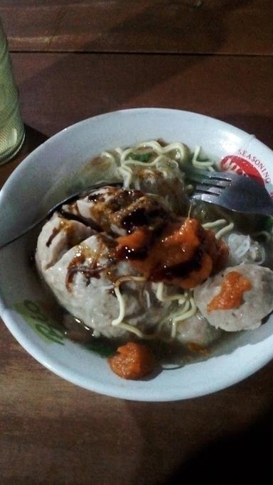 WARUNG BAKSO ASOLOLE