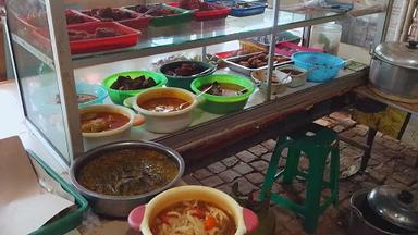 WARUNG MAKAN BU YUNI