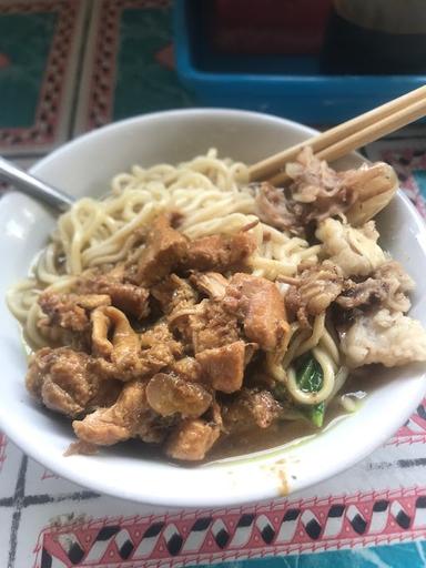 BAKSO URAT MIE AYAM KOYOR BAROKAH MAS B-TIENG 354