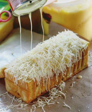 ROTI BAKAR MASA KINI(ꦫꦠꦧꦏꦩꦱꦏꦤ)