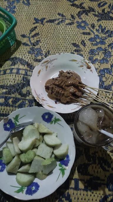 WARUNG SATE AYAM & KAMBING CAK LANI