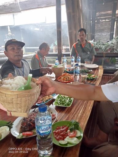 FISH RESTO JATISONGO