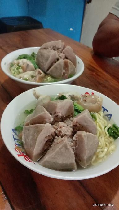 MIE AYAM & BAKSO GONDRONG