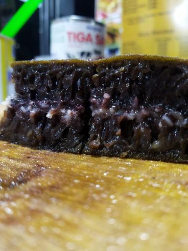 KUE BANDUNG MARTABAK MANG AJUY