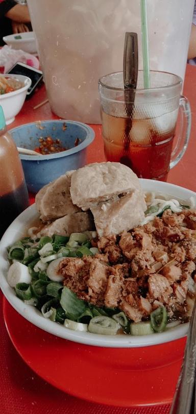 MIE AYAM BAKSO PAK NO