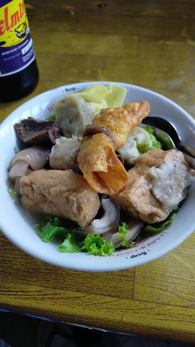 BAKSO & MIE AYAM SEMAR B2