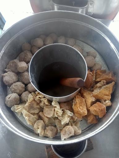 BAKSO & SOTO BABAT OM BRENGOS