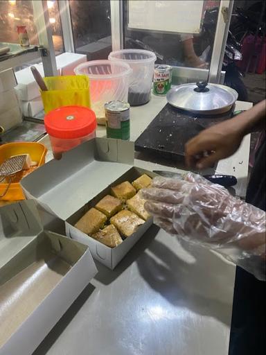 GOLDENLAND MARTABAK TERANGBULAN