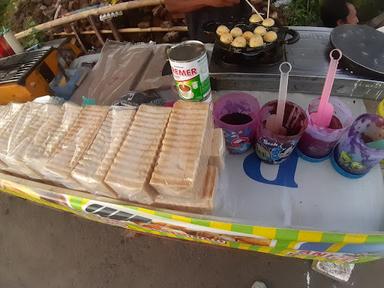 ROTI BAKAR, TAKOYAKI, CREPES & SOSIS BAKAR