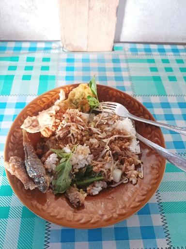 SEGO PECEL IWAK KALI