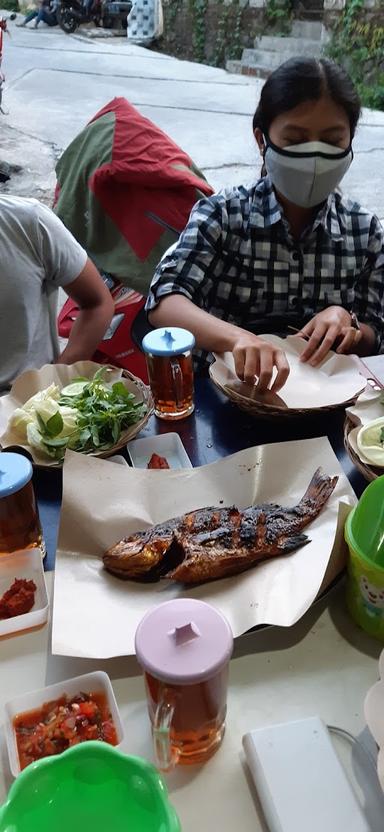 WARUNG JM IKAN BAKAR