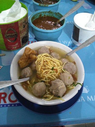 BAKSO FAVORIT A YANI MAS ENDRO