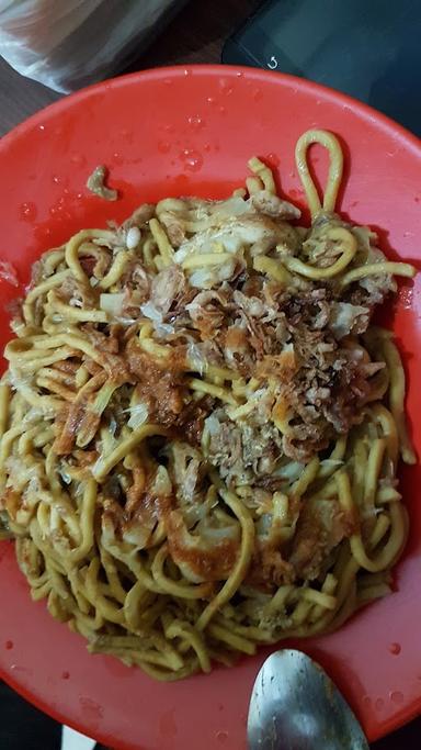 MIE GORENG & MIE KUAH MBAK MUL