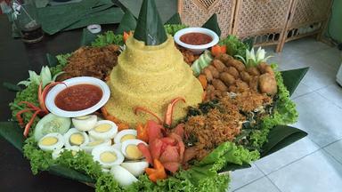 WARUNG NASI BUNDA REHAN