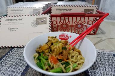 MIE AYAM & BAKSO BAKWAN (MA UDIN)