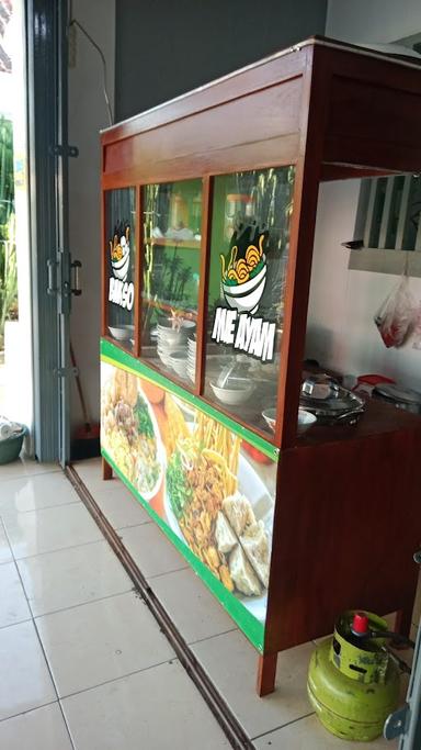 BAKSO & MIE AYAM CIKAL GALUMPIT