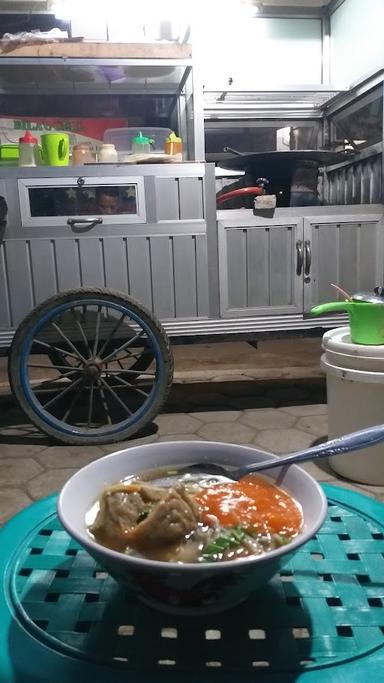 KEDAI MARTABAK UNYU