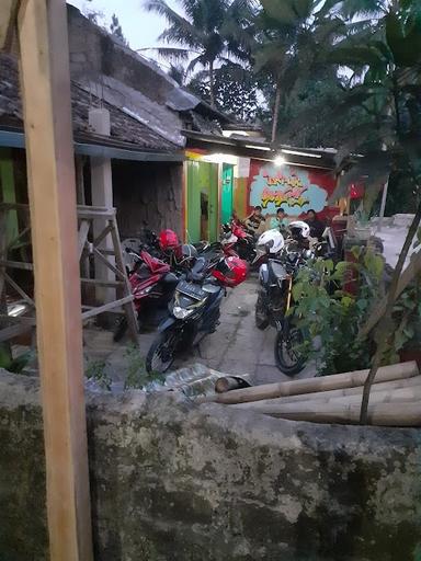 WARUNG SEBLAK ASSYFAH