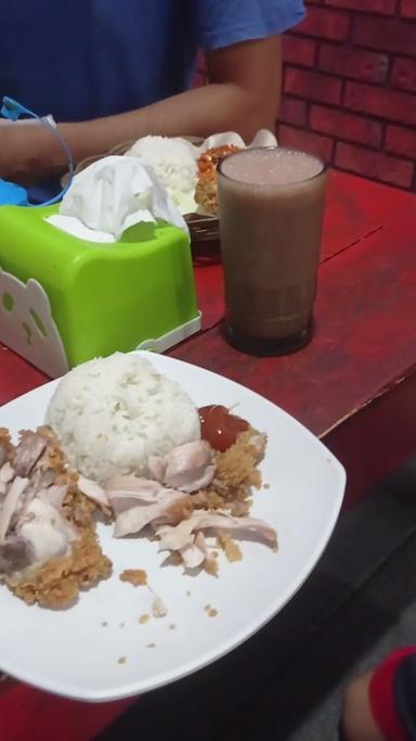 AYAM GEPREK SA’I WANGON