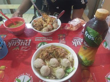 WARUNG BAKSO DAGING SAPI & ANEKA MINUMAN