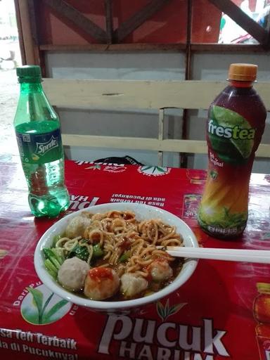 WARUNG BAKSO DAGING SAPI & ANEKA MINUMAN