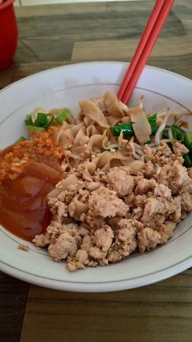 BAKMI TOP 99