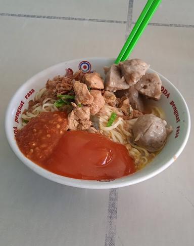 BAKSO DAN MIE AYAM MAS GOGON