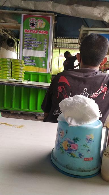 PANGSIT MIE AYAM PAK KD JAKARTA DEPAN INDOMARET