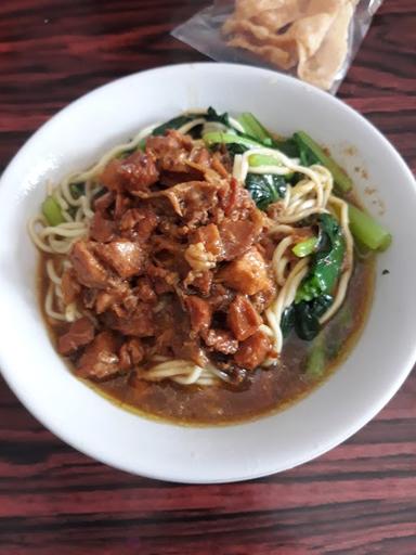 MIE AYAM BANG BENZ