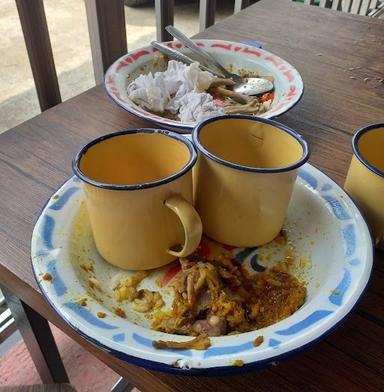 WARUNG AYAM BETUTU BLI KALIT