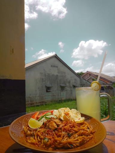 KEDAI MIE ACEH (NAGAN RAYA)