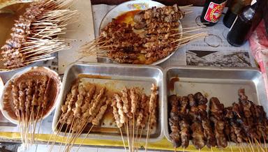 WARUNG SATE AYAM KHAS MARGASARI