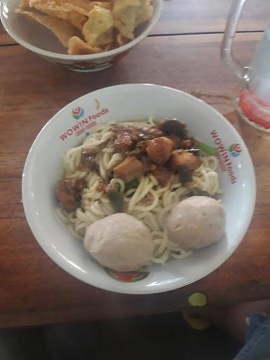 BAKSO & MIE AYAM KELANA MUDA