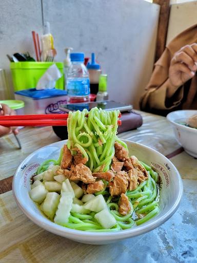 BAKSO NDESO  DAFA 