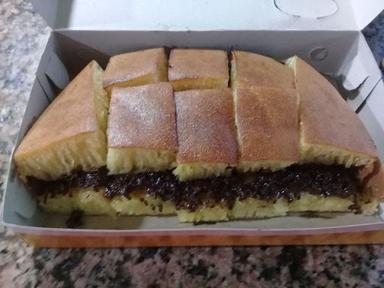 MARTABAK TELOR DAN TERANG BULAN BANGKA