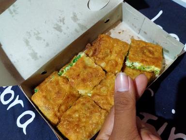 MARTABAK TERANG BULAN TUNGGAL RASA