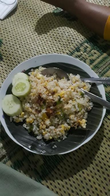 NASI GORENG BABAT PAK BIYAN